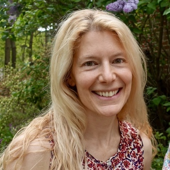 Dr. Karen Schreiber